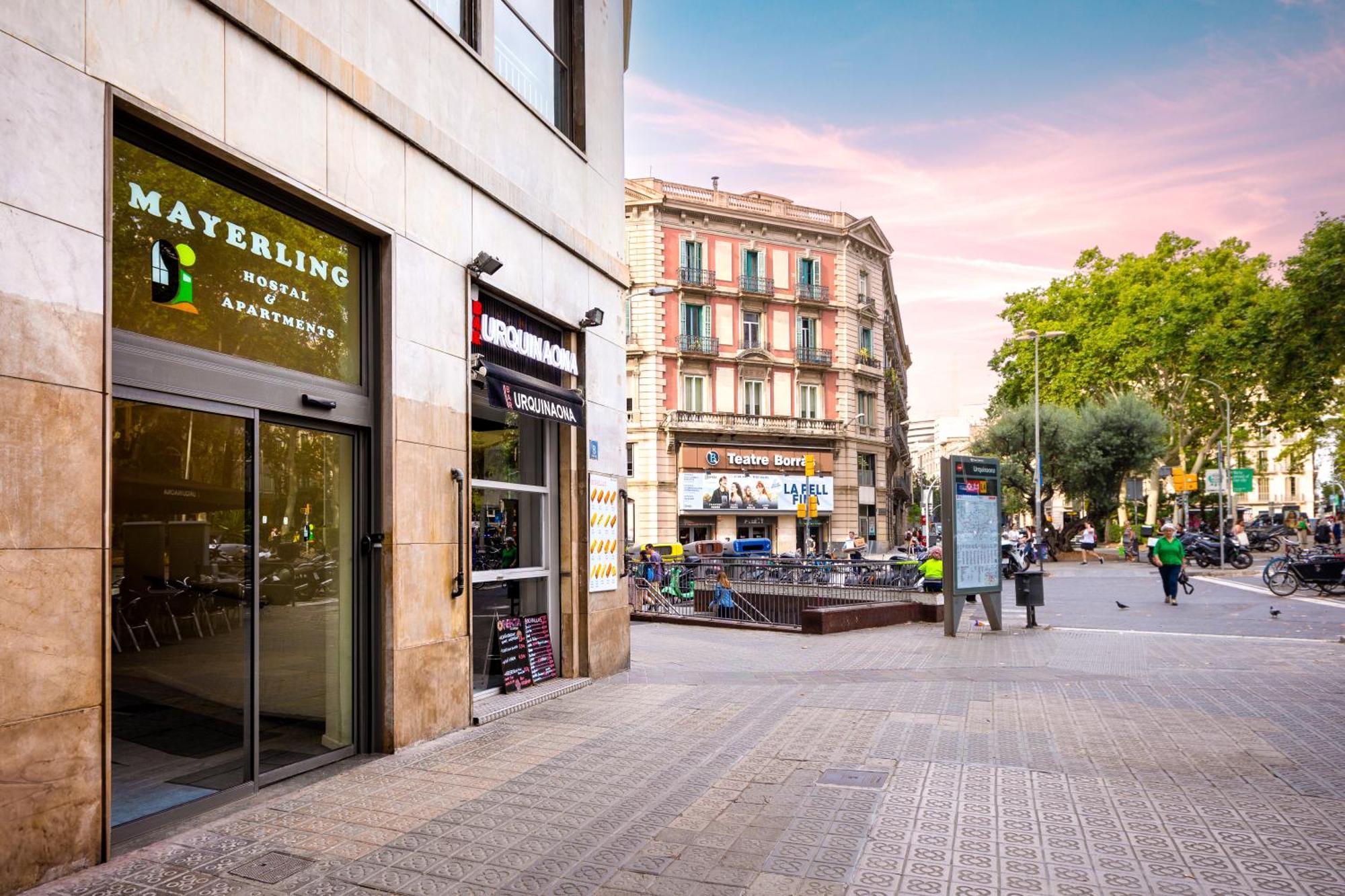 Mayerling Bisbe Urquinaona Barcelona Exterior foto